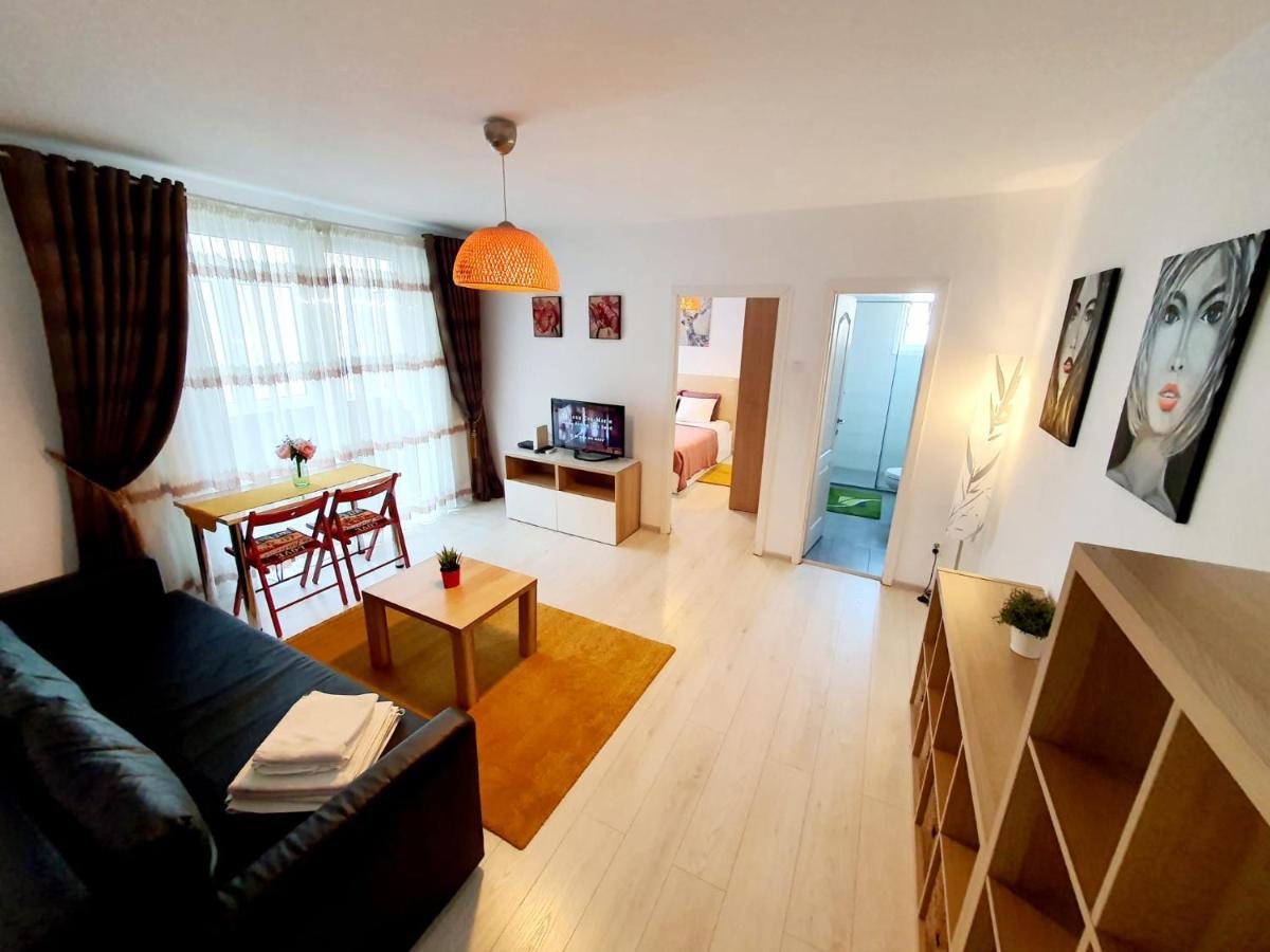Downtown, Ideal For Longer Stays, Family Friendly Apartment - Nb73A Бухарест Экстерьер фото