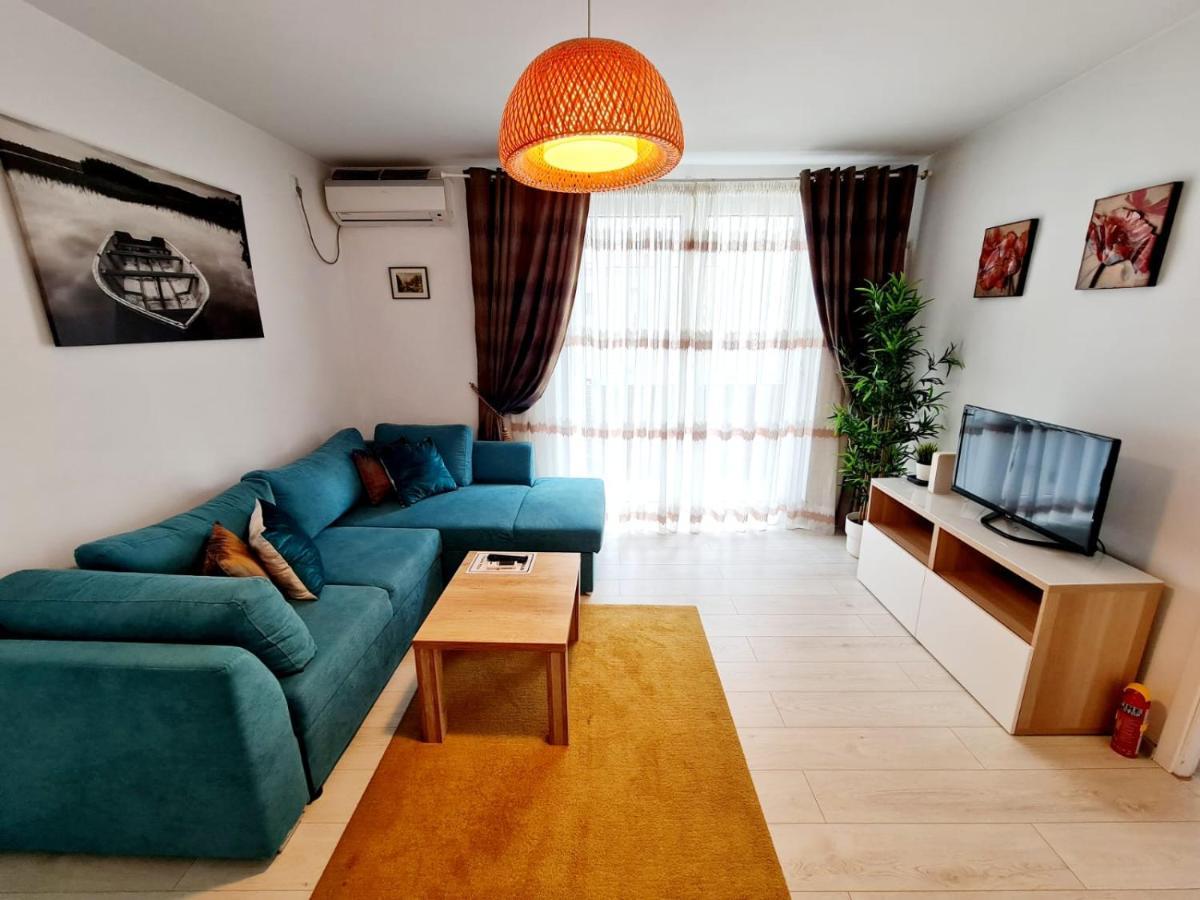Downtown, Ideal For Longer Stays, Family Friendly Apartment - Nb73A Бухарест Экстерьер фото