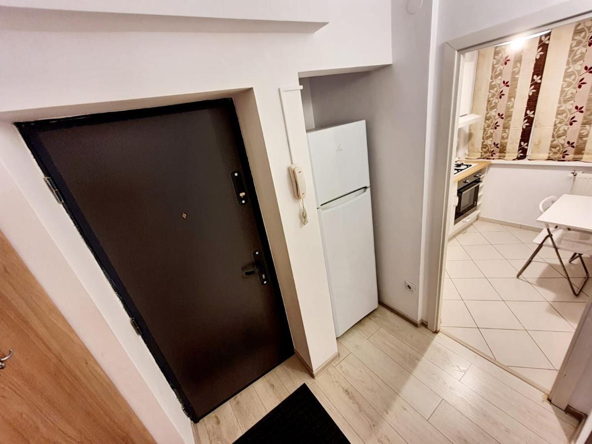 Downtown, Ideal For Longer Stays, Family Friendly Apartment - Nb73A Бухарест Экстерьер фото