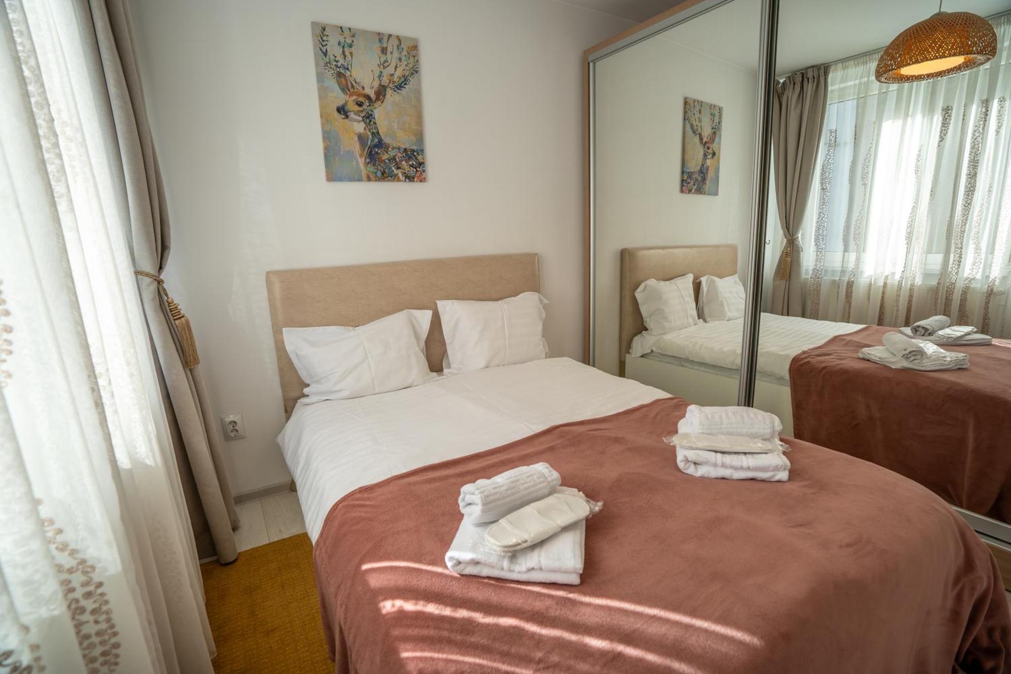 Downtown, Ideal For Longer Stays, Family Friendly Apartment - Nb73A Бухарест Экстерьер фото